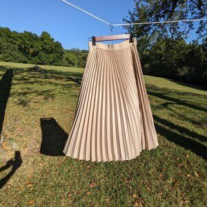 H&M Tan satin pleated Skirt Small